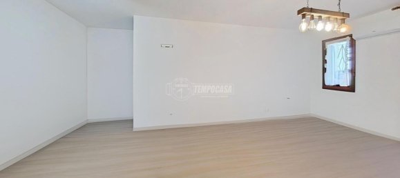 4 rooms Apartment in Bergamo, Italy No. 238965 34