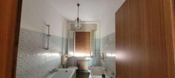 6 rooms Villa in Pordenone, Italy No. 90049 8