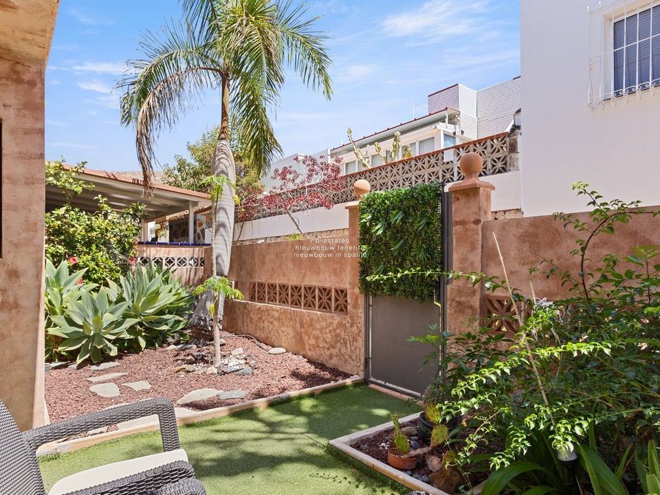 2 bedrooms Townhouse in Arona, Spain No. 278633