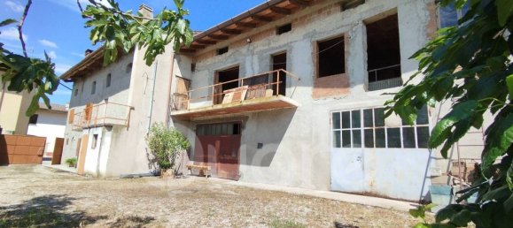 3 chambres Maison à Udine, Italy No. 257547 6