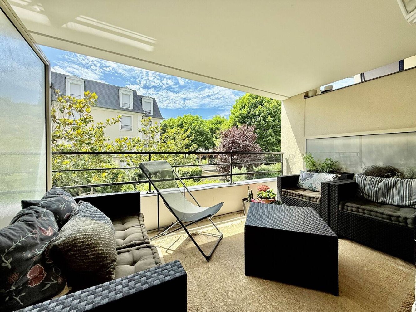 2 Schlafzimmer Wohnung in Saint-Cyr-l'Ecole, France, Nr. 319112