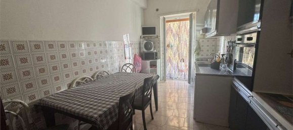 4 bedrooms Apartment in Mentana, Italy No. 376859 6