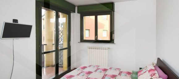 2 rooms Apartment in Casorezzo, Italy No. 17270 8