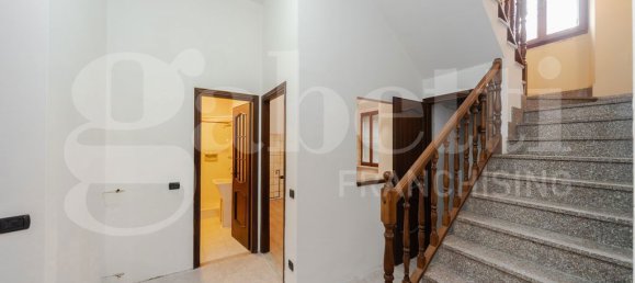 Casa de 3 dormitorios en Trezzo sull'Adda, Italy No. 214211 14