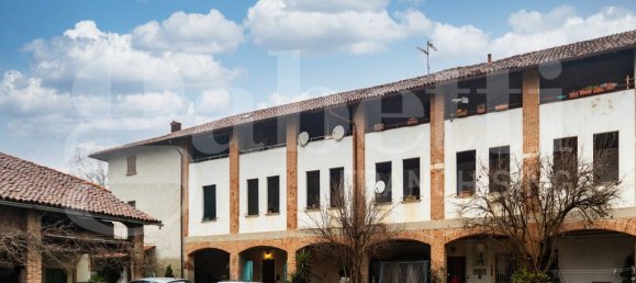 Casa de 3 dormitorios en Trezzo sull'Adda, Italy No. 214211 3