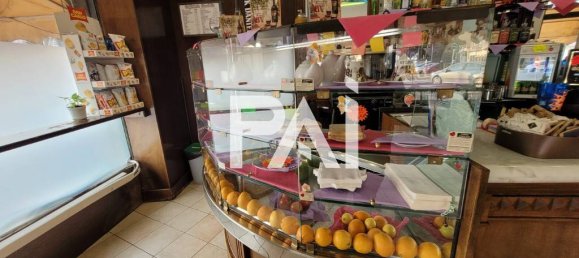 1 room Commercial property in Turin, Italy No. 210996 8