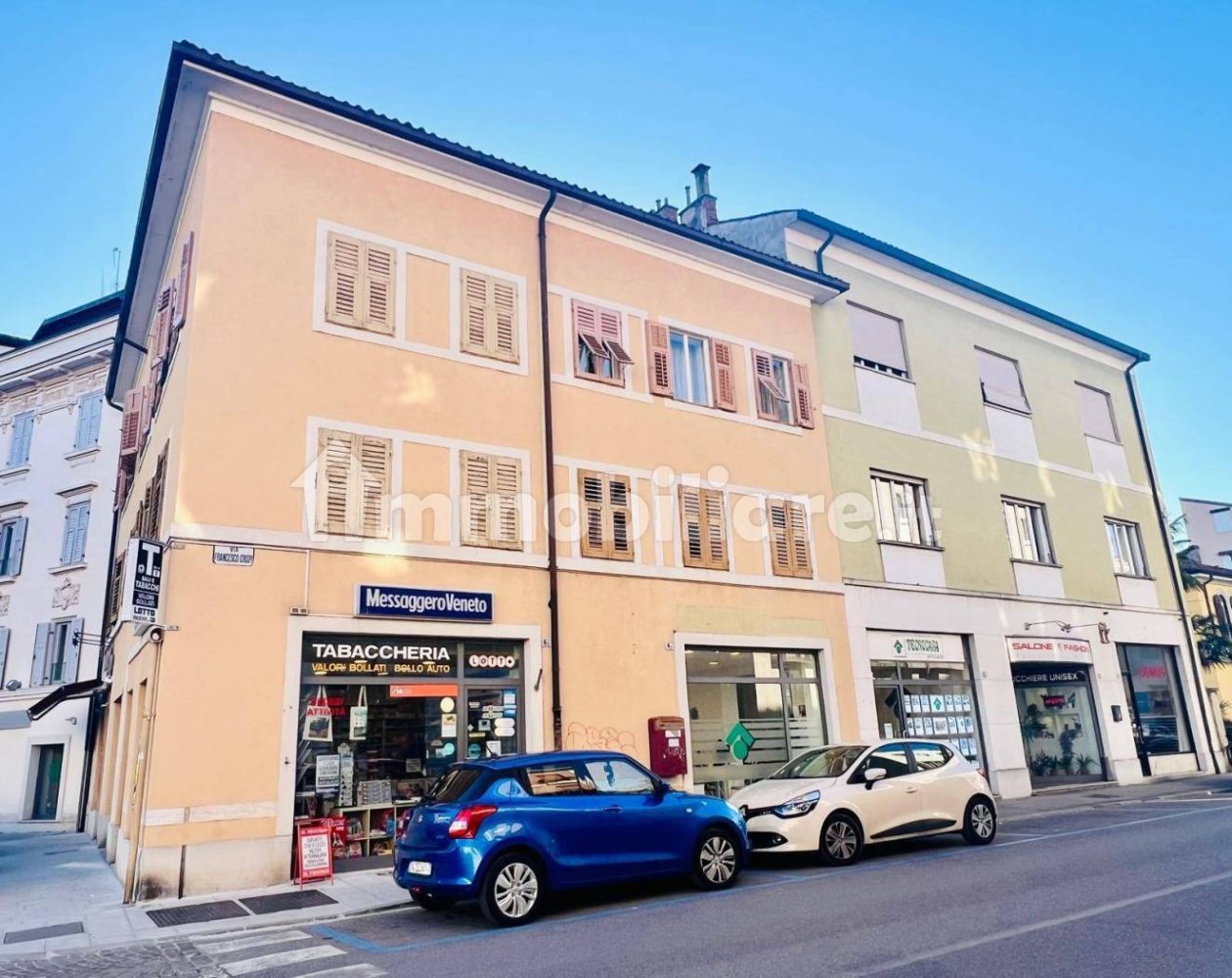 Коммерческая недвижимость с 2 комнатами в Гориция, Италия № 169474