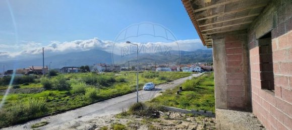 Terrain à Campo de Besteiros, Portugal 381m² No. 58795 11