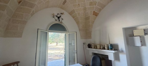 3 bedrooms Villa in Mesagne, Italy No. 346492 7