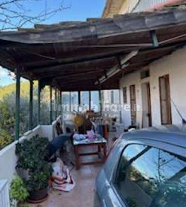 1غرفة مستودع في Chiaramonte Gulfi, Italy رقم 351578