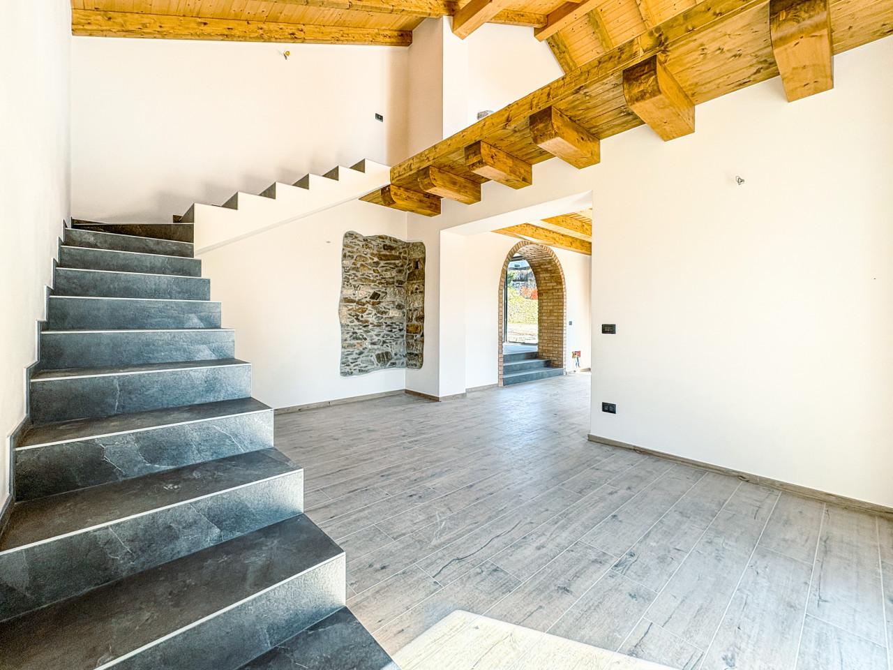 3 rooms Apartment in Ameno, Italy No. 231726