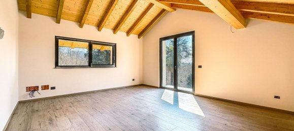 3 rooms Apartment in Ameno, Italy No. 231726 11