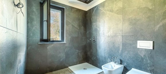 3 rooms Apartment in Ameno, Italy No. 231726 32