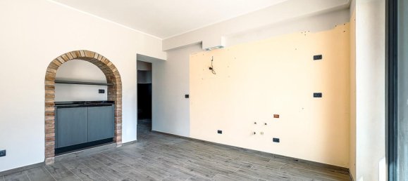 3 rooms Apartment in Ameno, Italy No. 231726 24