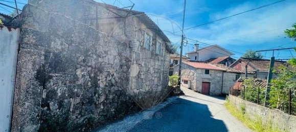 3 bedrooms House in Ponte da Barca, Portugal No. 165472 5