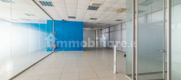 Escritório de 5 divisões em Codogno, Italy N.º 133344 4