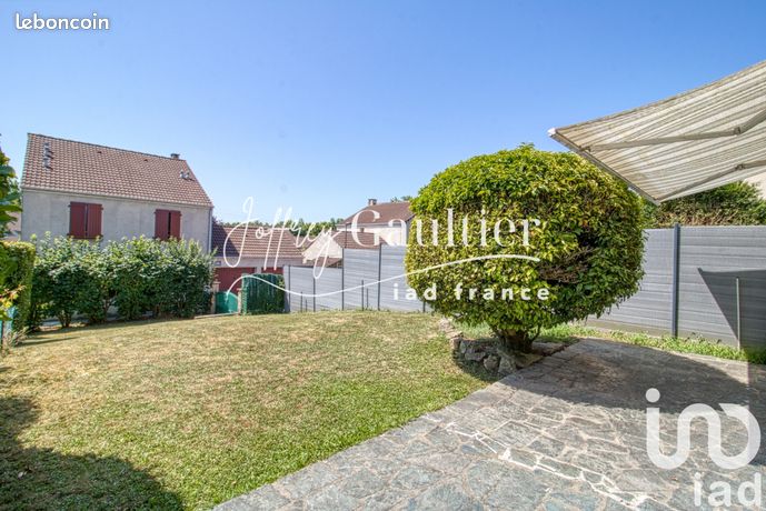 Casa T4 em Jouy-le-Moutier, France N.º 308572