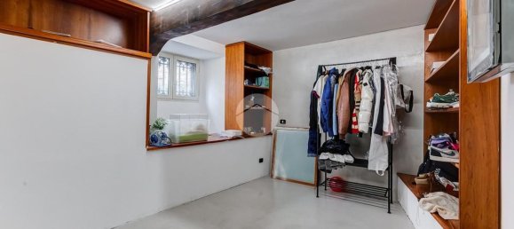 Квартира с 3 комнатами в Рим, Италия № 54012 6