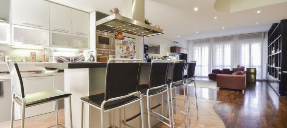 3 غرف نوم شقة في Modena, Italy رقم 358340 13