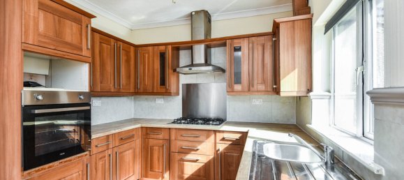  House in Lancaster, United Kingdom No. 1913 4