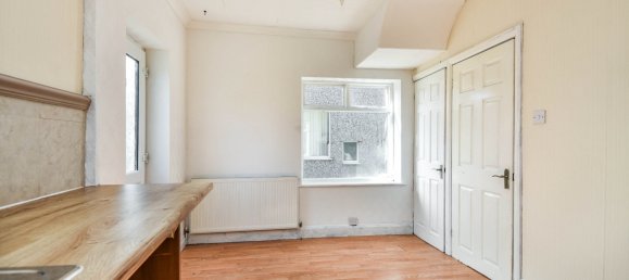  House in Lancaster, United Kingdom No. 1913 3