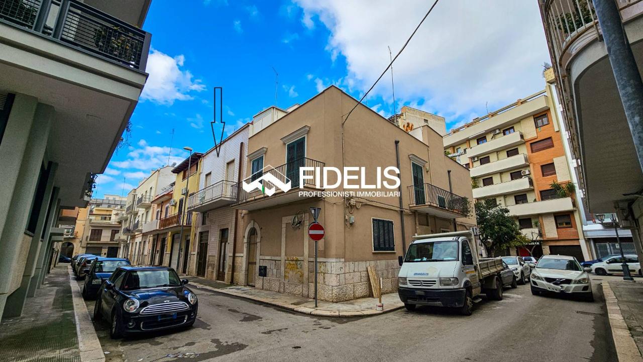 4-salle Maison à Andria, Italy No. 143906