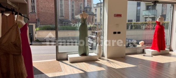 2-Zimmer Gewerbliche Immobilie in Como, Italy, Nr. 279656 2