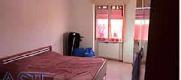 3 rooms Apartment in Sannazzaro de' Burgondi, Italy No. 192364 8