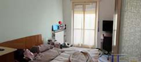 3 rooms Apartment in Sannazzaro de' Burgondi, Italy No. 192364 2