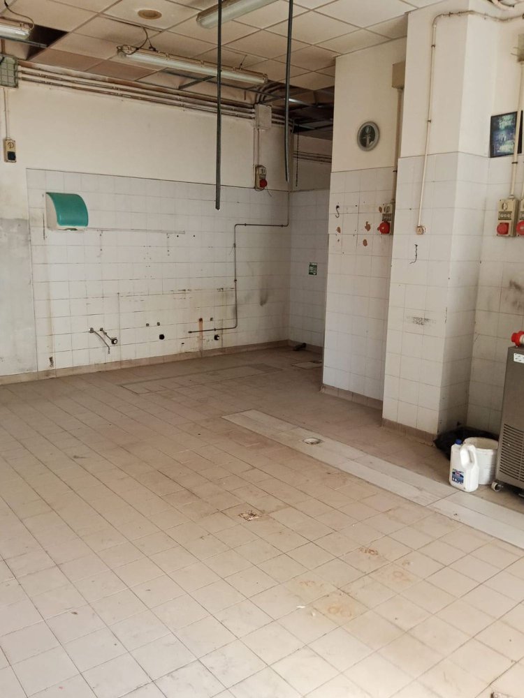 Propiedad comercial en Catania, Italy 100 m² No. 301715