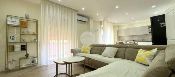 4 bedrooms Apartment in Palermo, Italy No. 348532 36