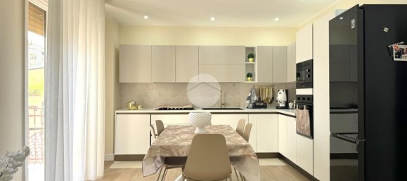 4 bedrooms Apartment in Palermo, Italy No. 348532 32