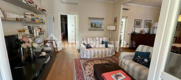 2 bedrooms Apartment in Florence, Italy No. 337589 38