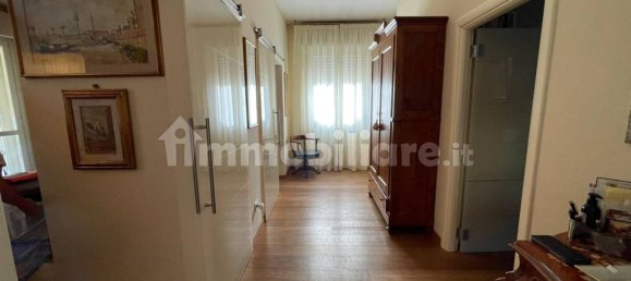 2 bedrooms Apartment in Florence, Italy No. 337589 16