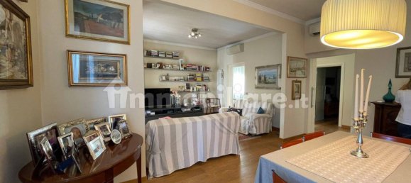 2 bedrooms Apartment in Florence, Italy No. 337589 10