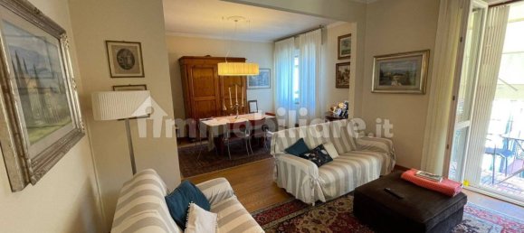 2 bedrooms Apartment in Florence, Italy No. 337589 24