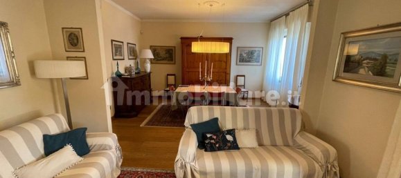 2 bedrooms Apartment in Florence, Italy No. 337589 9