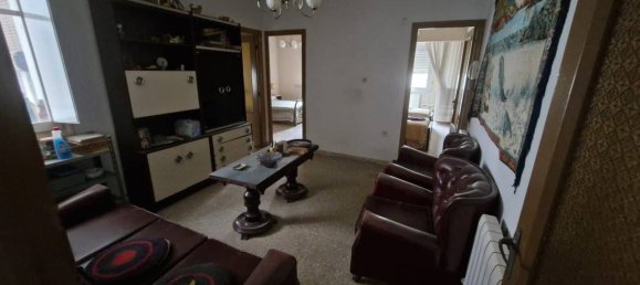 3 bedrooms Apartment in Logrono, Spain No. 142450 2