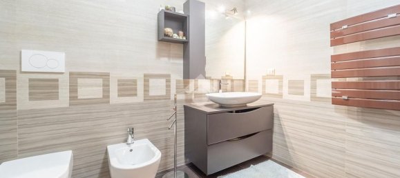 Apartamento de 3 habitaciónes en Guidonia Montecelio, Italy No. 304313 26