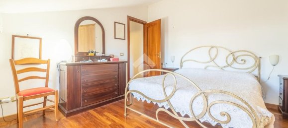 Apartamento de 3 habitaciónes en Guidonia Montecelio, Italy No. 304313 21