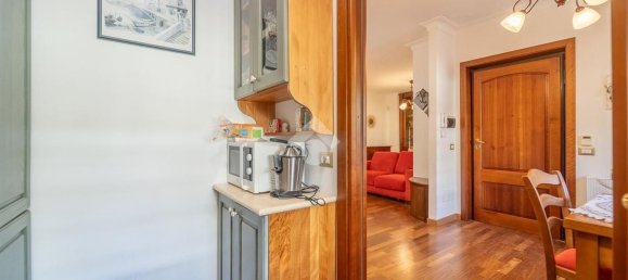 Apartamento de 3 habitaciónes en Guidonia Montecelio, Italy No. 304313 6