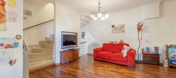 Apartamento de 3 habitaciónes en Guidonia Montecelio, Italy No. 304313 10