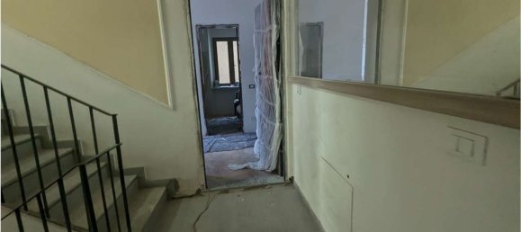 3 bedrooms Apartment in Capriate San Gervasio, Italy No. 380836 2