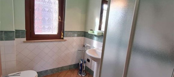 2-salle Appartement à Perugia, Italy No. 7962 8