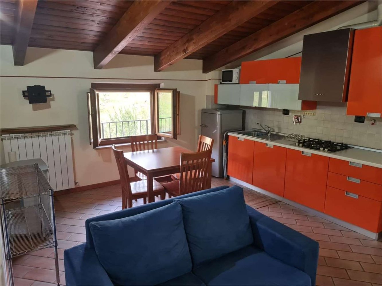 2-salle Appartement à Perugia, Italy No. 7962