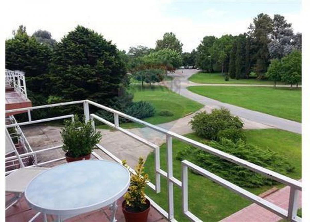 Studio in Pilar, Argentina, Nr. 63504