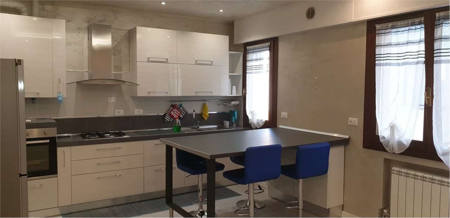 3 bedrooms Apartment in Venice, Italy No. 321203