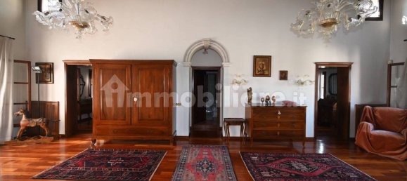 4 غرف نوم فيلا في Paese, Italy رقم 114138 19