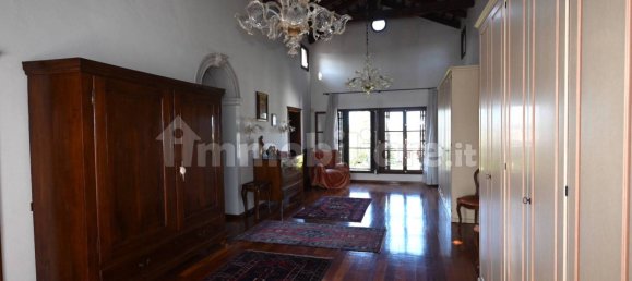 4 غرف نوم فيلا في Paese, Italy رقم 114138 18