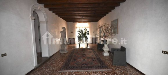 4 غرف نوم فيلا في Paese, Italy رقم 114138 4